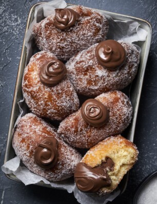 bombolini met chocolade of vanilleroomvulling