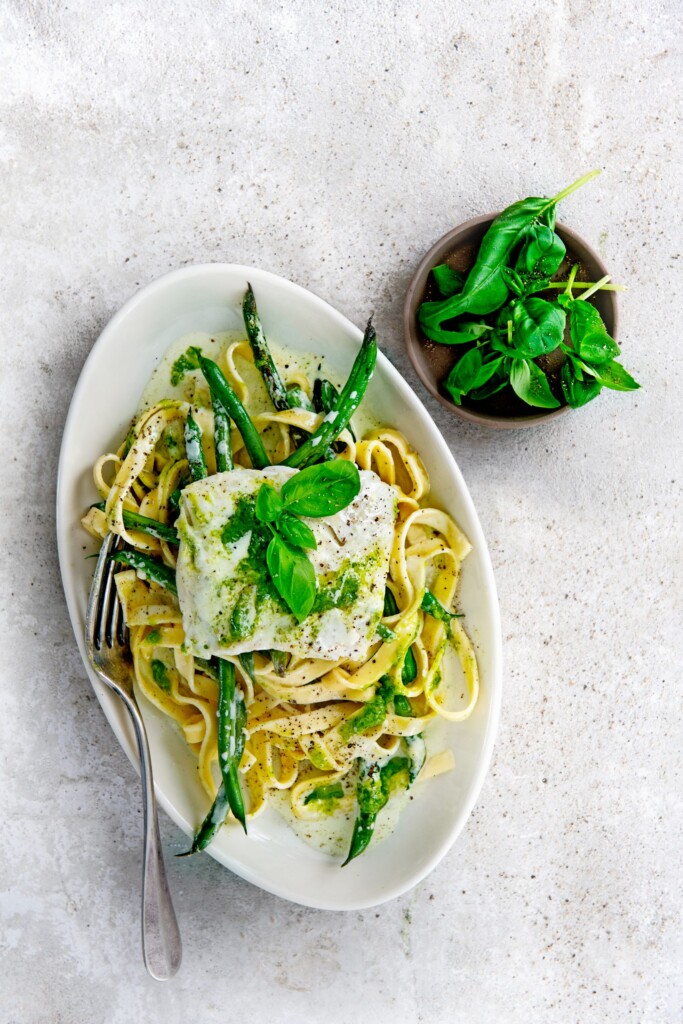 tagliatelle & sperziebonen in pestoroom met kabeljauwfilet