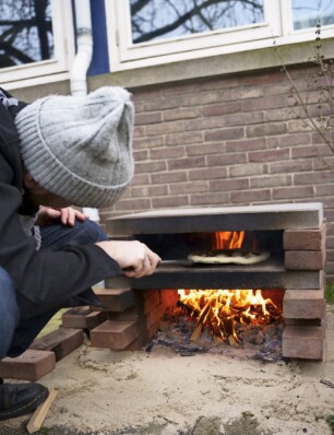 Vic’s kitchen stories: homemade pizza uit eigen houtoven