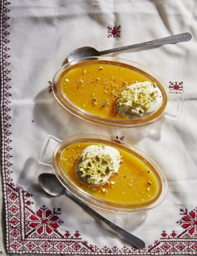 oranjebloesemflan met kaymak