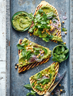 platbrood met kikkererwtenpesto