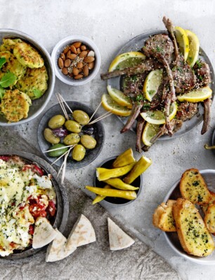 tafels vol mezze: 38 recepten om te mixen en matchen