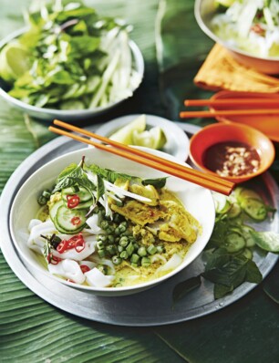 Cambodjaanse groene curry met noedels