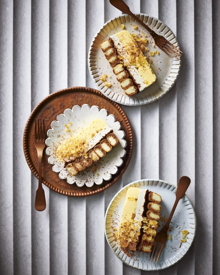 tiramisu met sinaasappelcurd & mascarponemousse taart met lange vingers