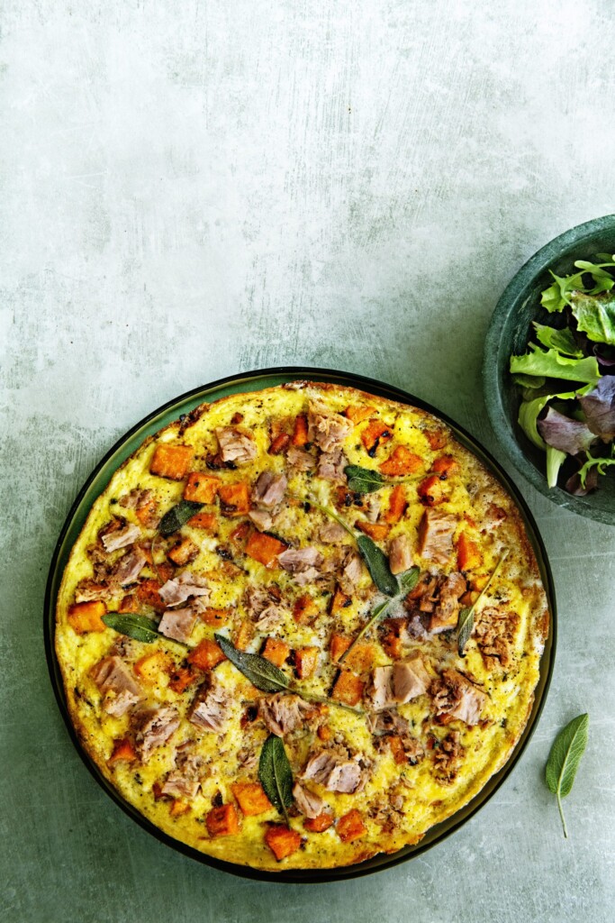 zoete aardappel-frittata met maar 6 ingrediënten