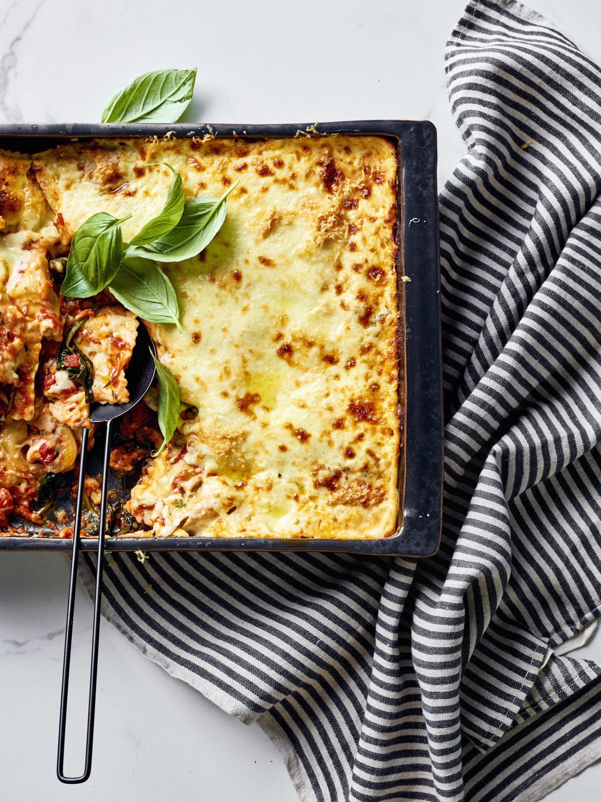 koel Uitbreiden Pijler ravioli lasagne met pecorino-bechamelsaus | delicious.magazine
