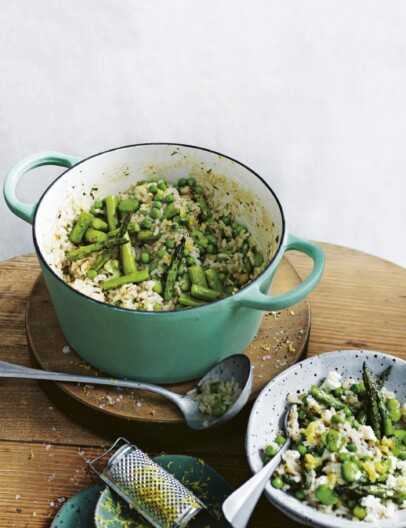 eenpansgerecht: aspergerisotto met feta