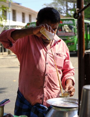 high on chai: zo maak je zelf de beste kop Indiase melkthee