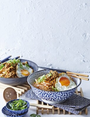 udonnoedels met miso-gehakt