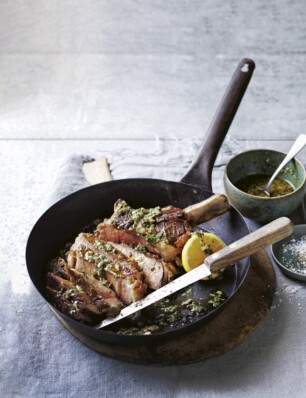 ribeye steak met chimichurri