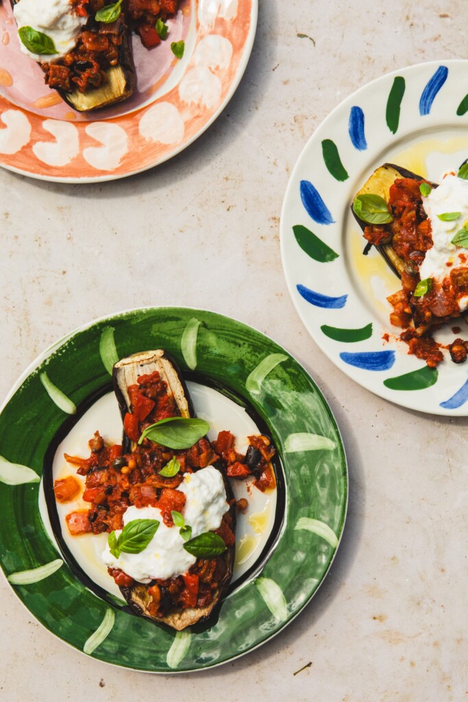 caponata geserveerd in aubergine met stracciatella uit Pien Laat Haar Eten Zien – vol. 2