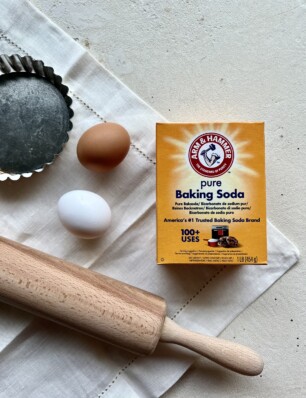 alles wat je wil weten over baking soda + hoe je het gebruikt