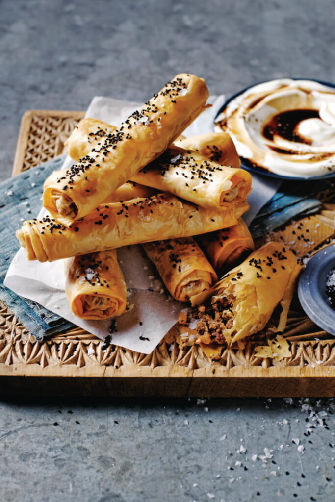 Libanese ladyfingers (knapperige gehaktrolletjes)