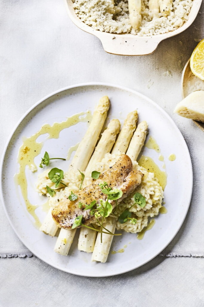 asperges in zoutkorst met citroenrisotto & roodbaars