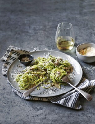 groene spaghetti cacio e pepe