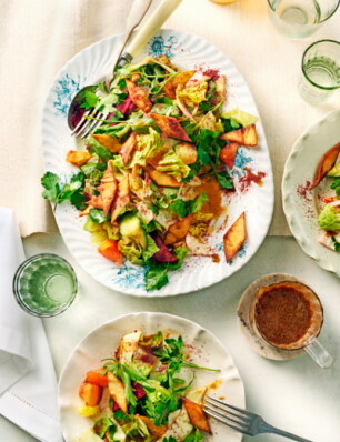 fattoush! 3 recepten + leer alles wat je moet weten over deze salade