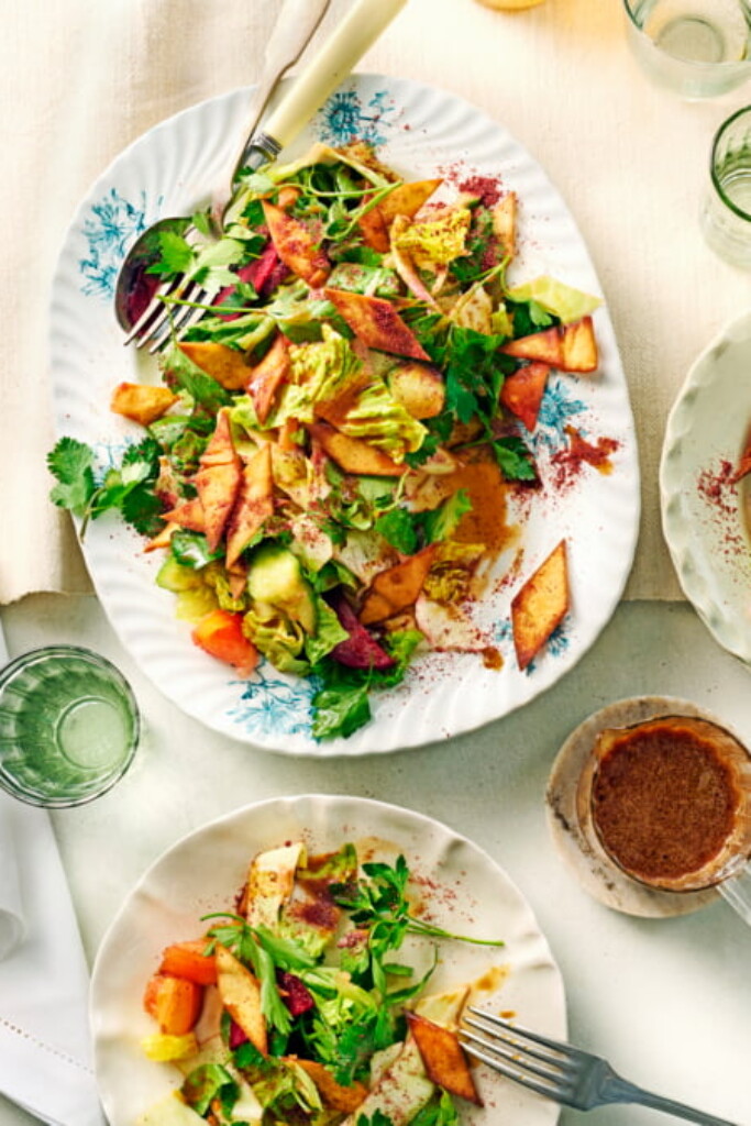 fattoush! 3 recepten + leer alles wat je moet weten over deze salade