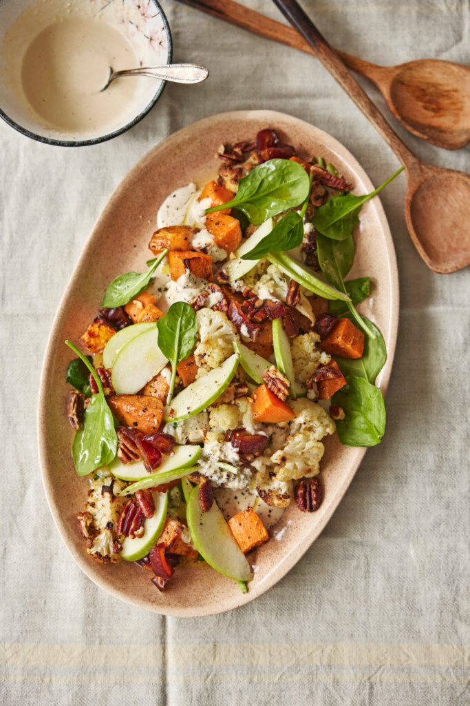 geroosterde bloemkoolsalade met tahinidressing