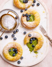 16 Aziatische desserts en pastries: van taart met yuzuroom tot kaya danish