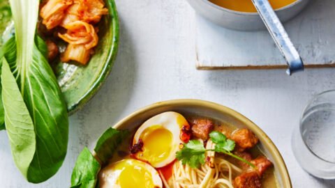 voorjaarsramen met sambal-eitje