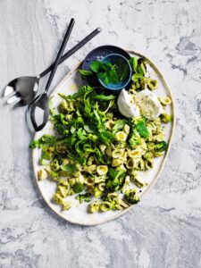 orecchiette pastasalade met broccoli