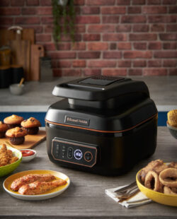 de ultieme keukenhulp voor de wintermaanden: deze airfryer, slowcooker en grill inéén wil je hebben