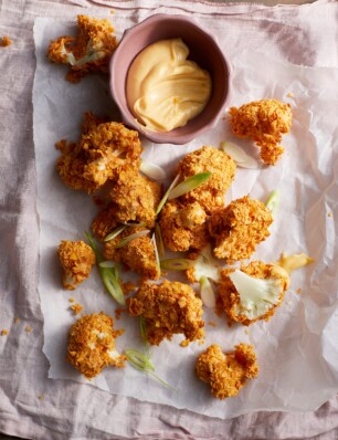 crispy bloemkool uit de airfryer met miso-mayonaise van Bas Robben