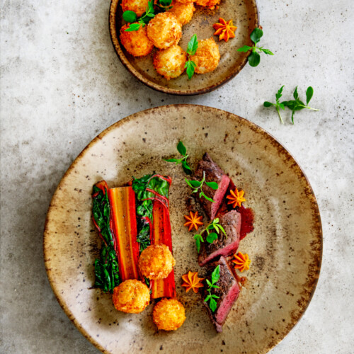 hazenrugfilet met beurre café de Paris en pommes noisettes