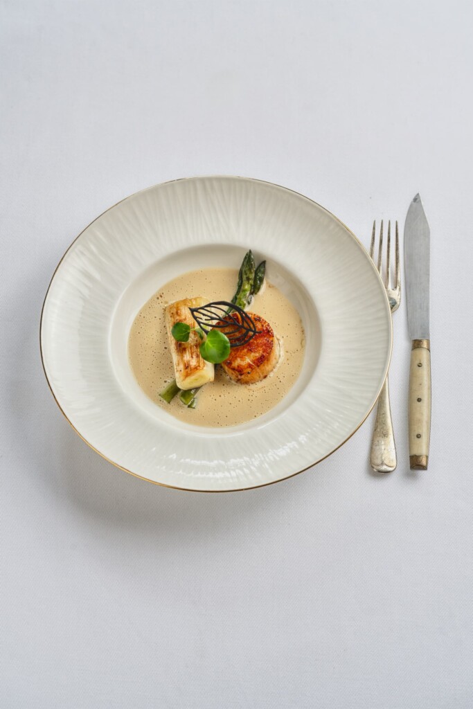 coquille met prei en groene asperges van Tobias Camman