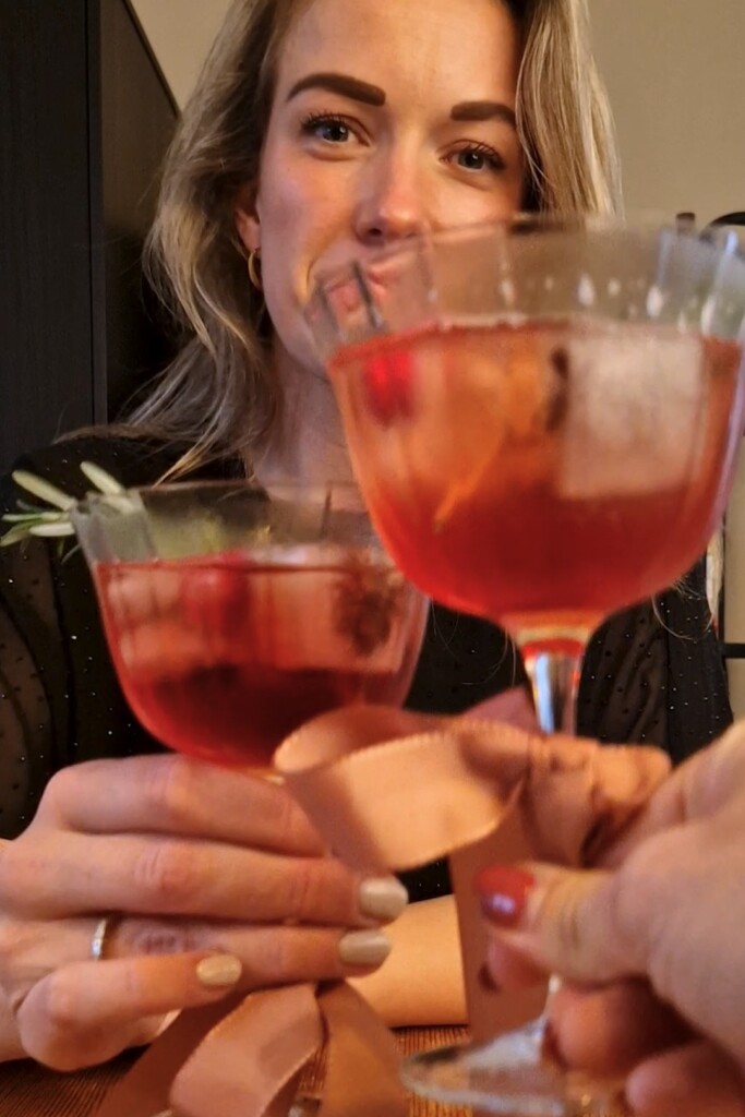 cranberry spritz met steranijs