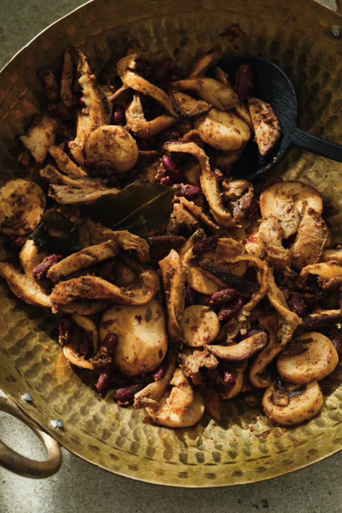 rendang van paddenstoelen en kidneybonen van Maureen Tan