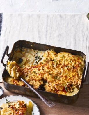 aardappelgratin met pompoen en spinazie