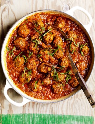 tajine met lamsgehaktballetjes en chermoula