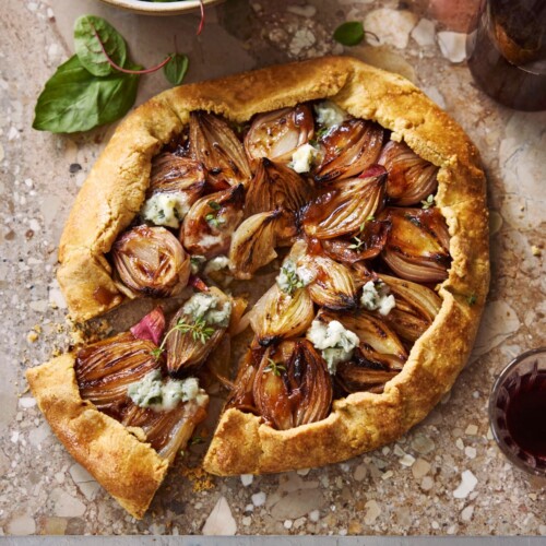 sjalotten-polenta-crostata hartige uientaart