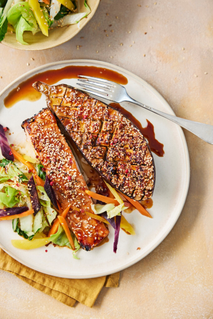 zalm & aubergine met sticky sojasaus