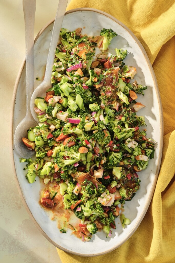 confettisalade met sinaasappel-komijndressing – uit Citrusbijbel