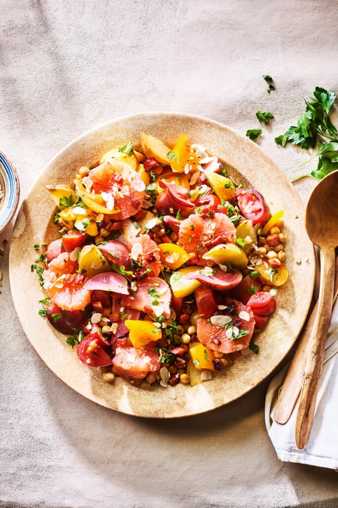 bieten-tomatensalade met chorizo, kikkererwten en grapefruit