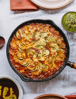 courgette-ratatouille met mozzarella & gremolata