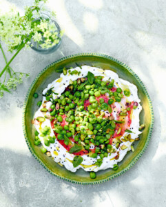 labne doperwten tomaten pistache nigellazaad