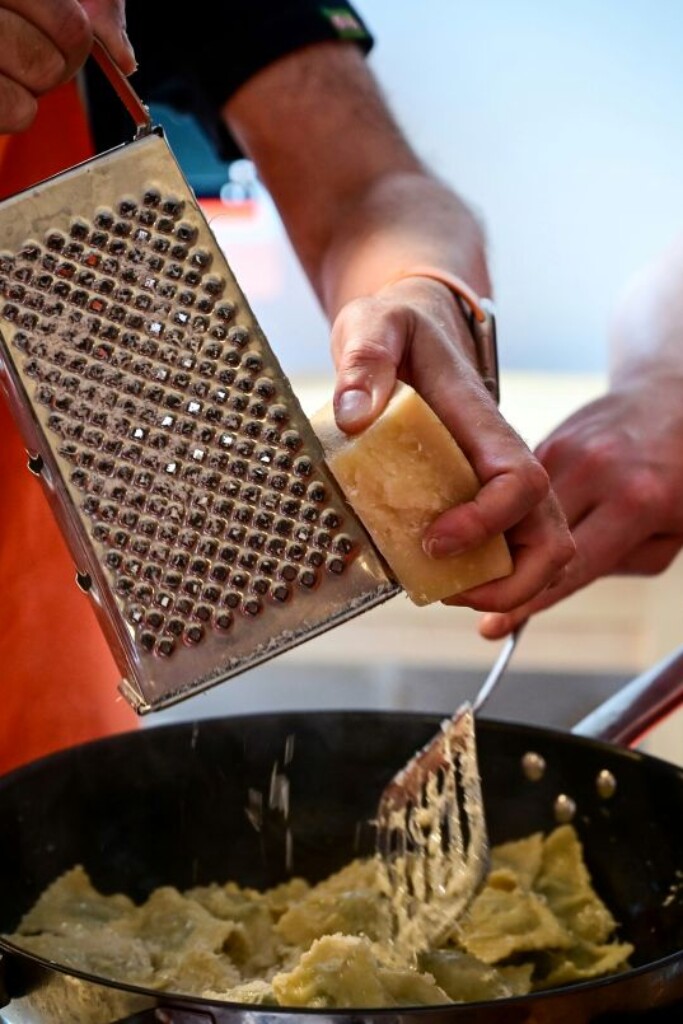 waar zijn die hele scherpe puntjes op de blokrasp voor?