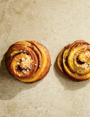 Scandinavische cinnamon buns van Louise Hurst