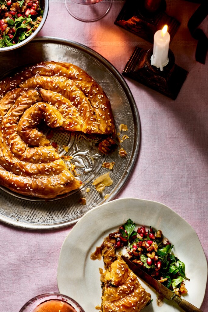 paddenstoelbörek met kruidensalade