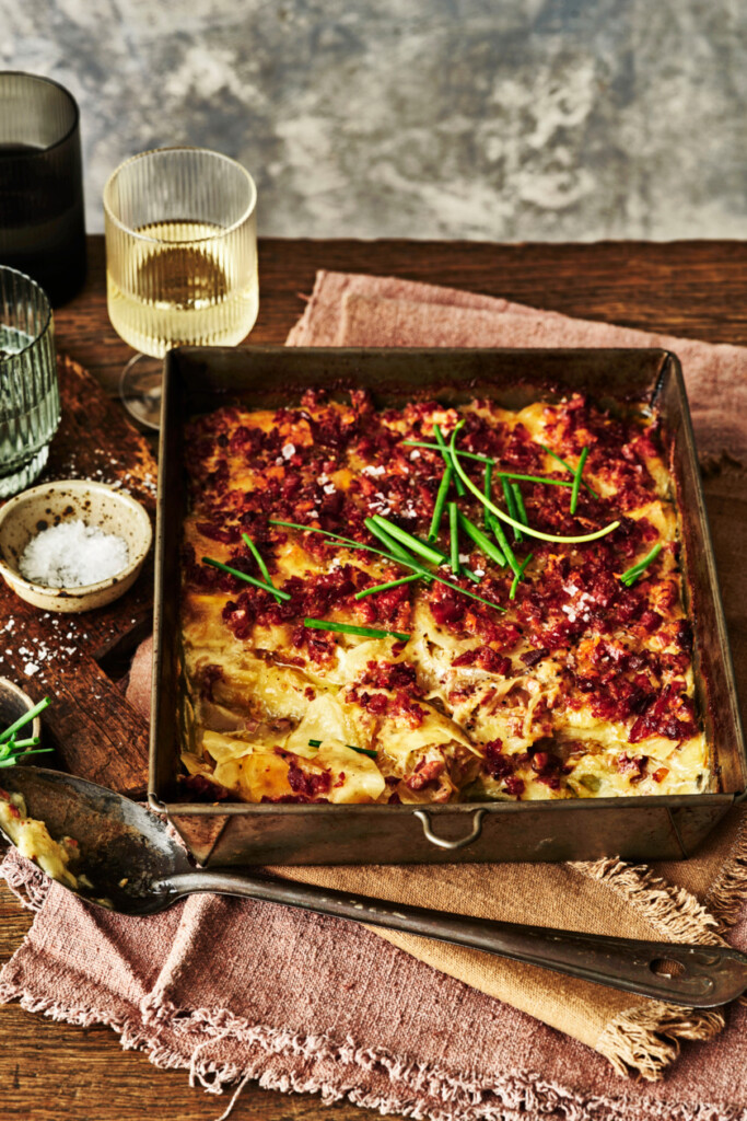aardappelgratin met pancetta & karamel-uien