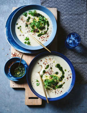 bloemkoolsoep met Parmezaanse kaas en gremolata