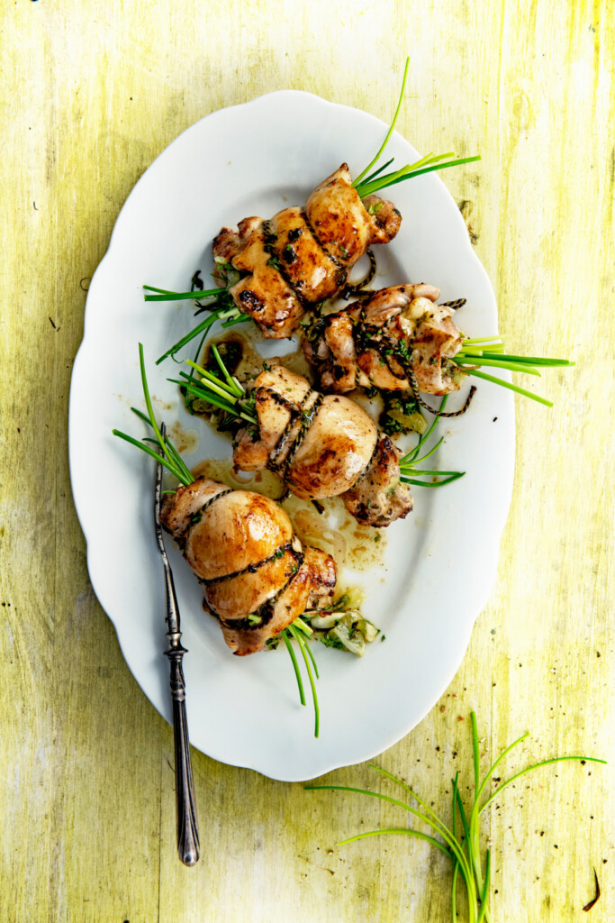 kiprollades met botersla en yoghurtdressing