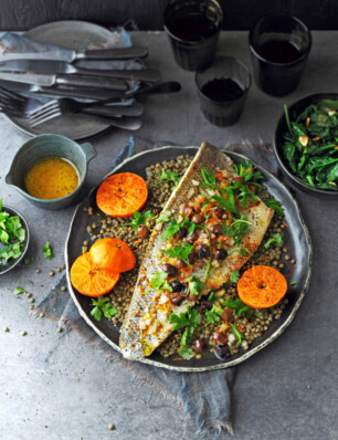 zeebaars met mandarijnsalsa en linzen