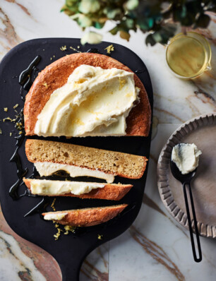 citroen-amandelcake met ricottaglazuur