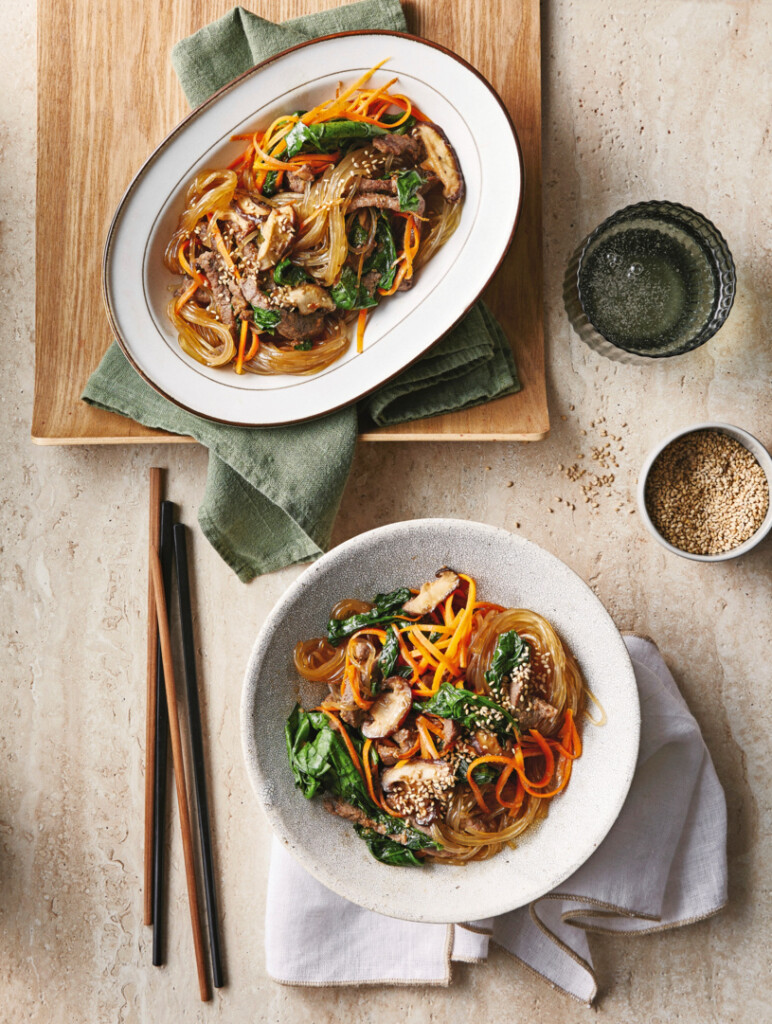 Receptfoto van japchae - Koreaanse noedels