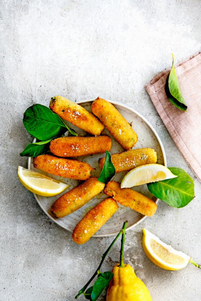 Siciliaanse aardappelkroketjes: cazzilli crocchè di patate