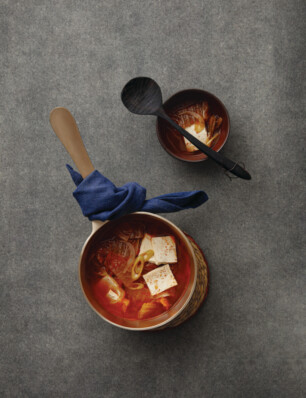 kimchi jjigae